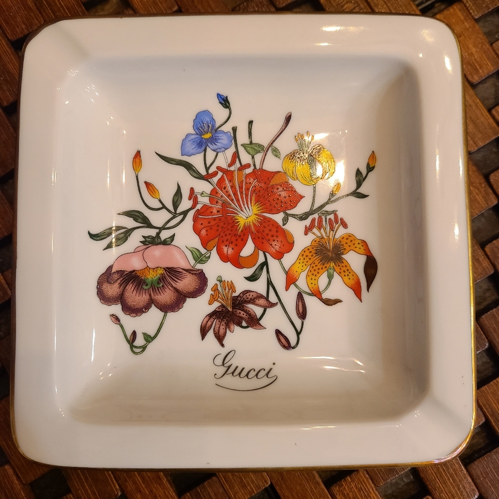 GUCCI Porcelain Floral Square Tray/Ashtray by Richard Ginori